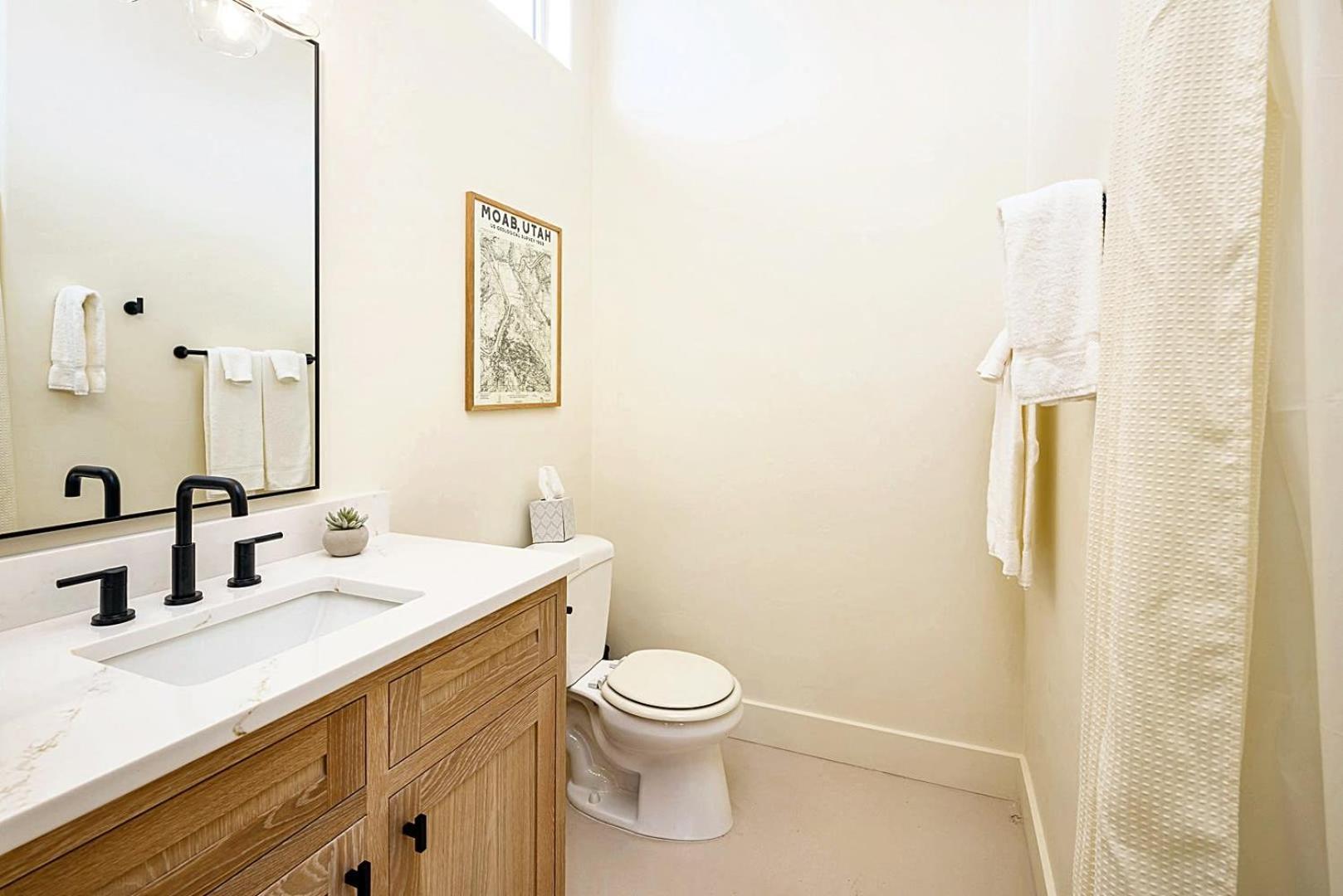 מואב Downtown Kokopelli West 7 - Newly Remodeled Stylish Studio מראה חיצוני תמונה